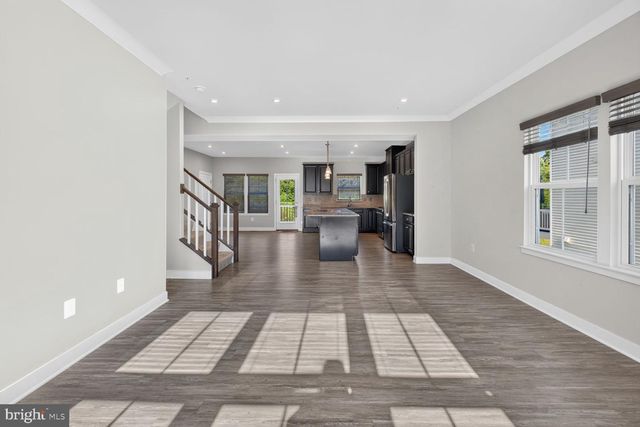 2926 SHAWS RD, Edgemere, MD 21219