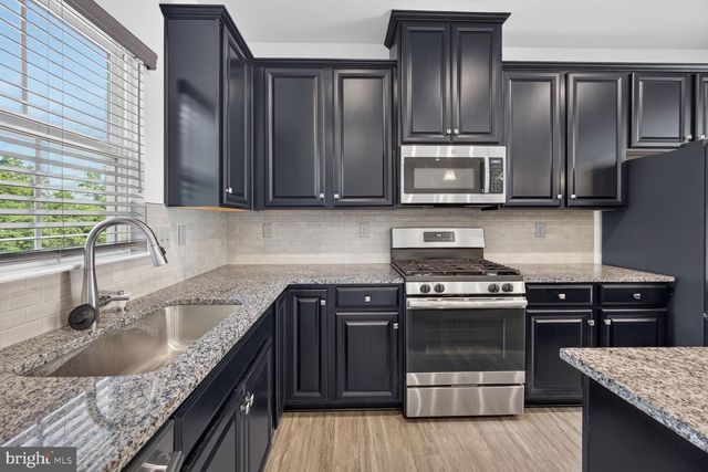 2926 SHAWS RD, Edgemere, MD 21219
