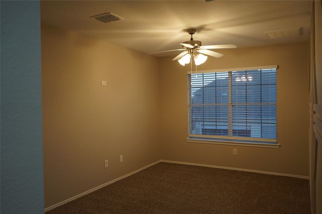 5445 Avery Lane, Grand Prairie, TX 75052