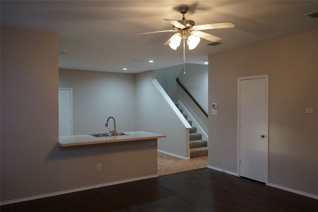 5445 Avery Lane, Grand Prairie, TX 75052