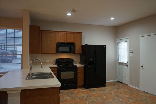 5445 Avery Lane, Grand Prairie, TX 75052