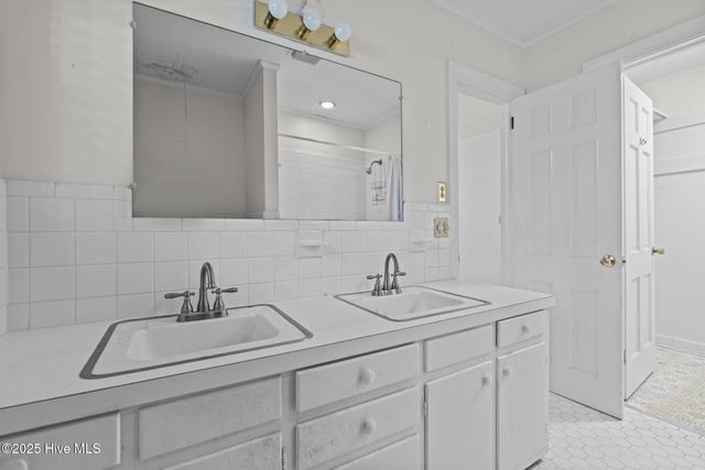 1615 Plum Nelly Road, Rockingham, NC 28379