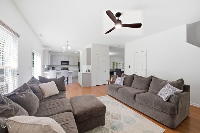104 Saltybrook Lane, Holly Springs, NC 27540