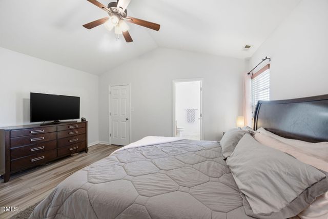 104 Saltybrook Lane, Holly Springs, NC 27540