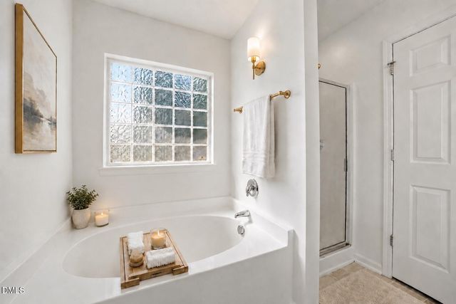 104 Saltybrook Lane, Holly Springs, NC 27540