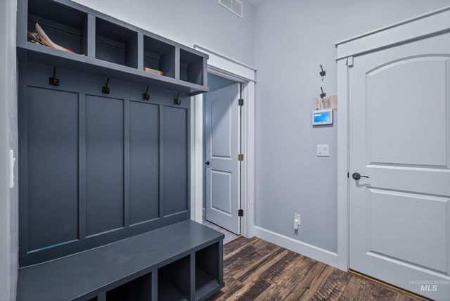 1623 W Young Ave, Nampa, ID 83651