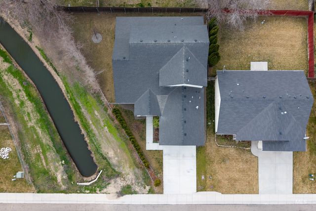 1623 W Young Ave, Nampa, ID 83651