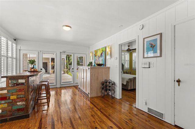 209 E AMELIA STREET, Orlando, FL 32801