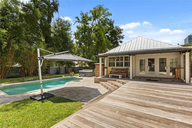 209 E AMELIA STREET, Orlando, FL 32801