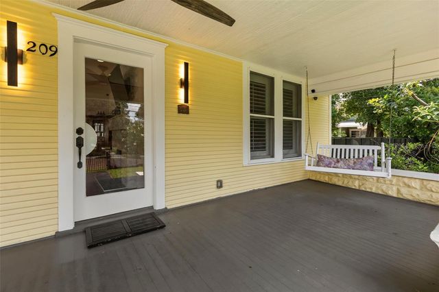 209 E AMELIA STREET, Orlando, FL 32801