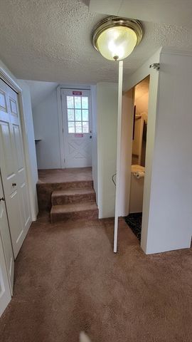 10 Marion St 2, Hudson, MA 01749