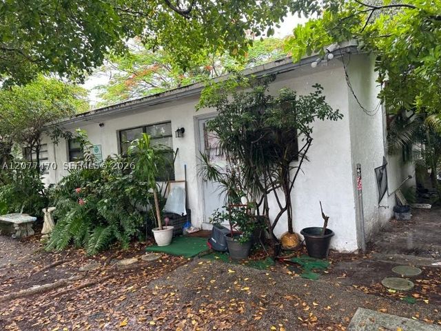 1918 Sheridan St, Hollywood, FL 33020