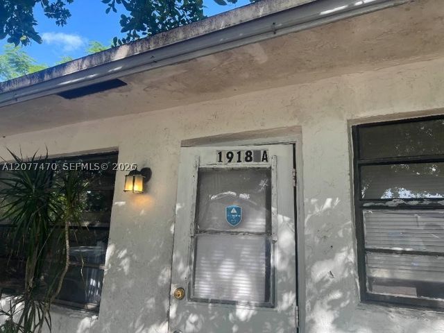 1918 Sheridan St, Hollywood, FL 33020