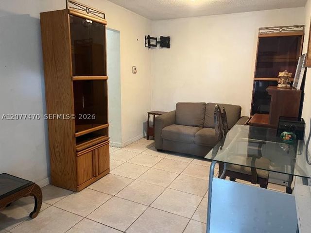 1918 Sheridan St, Hollywood, FL 33020