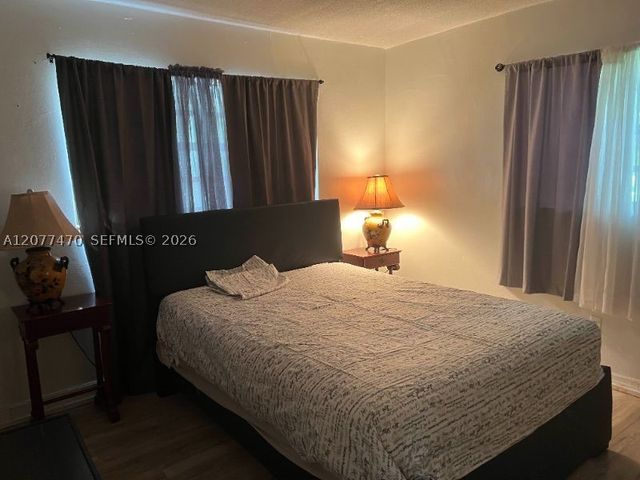 1918 Sheridan St, Hollywood, FL 33020