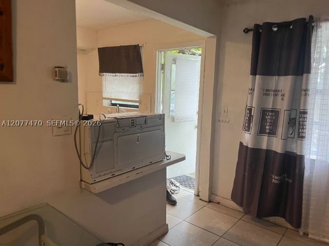 1918 Sheridan St, Hollywood, FL 33020