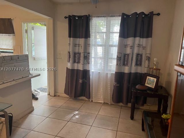 1918 Sheridan St, Hollywood, FL 33020