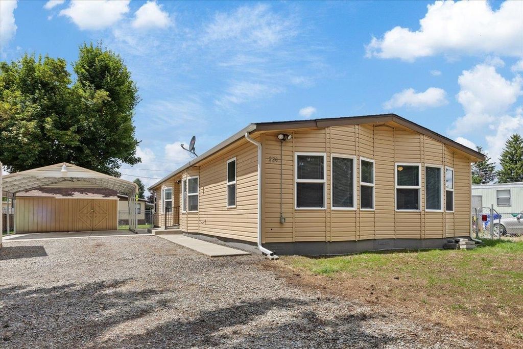 220 S Bell St, Spokane Valley, WA 99016