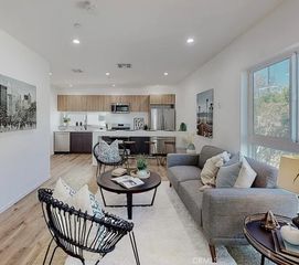 6344 Camellia, North Hollywood, CA 91606