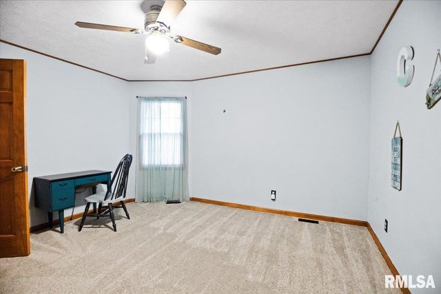 3810 Bristlecone Drive, Springfield, IL 62712