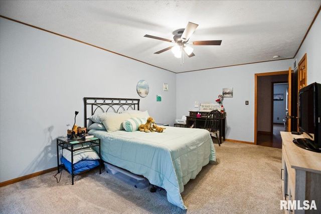 3810 Bristlecone Drive, Springfield, IL 62712