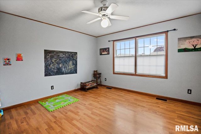 3810 Bristlecone Drive, Springfield, IL 62712