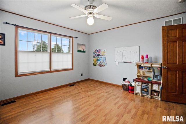 3810 Bristlecone Drive, Springfield, IL 62712