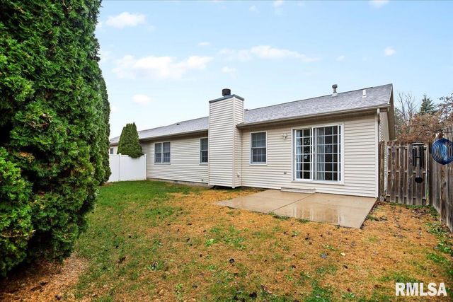 3810 Bristlecone Drive, Springfield, IL 62712