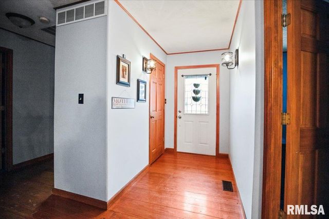 3810 Bristlecone Drive, Springfield, IL 62712