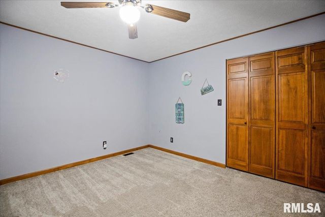 3810 Bristlecone Drive, Springfield, IL 62712