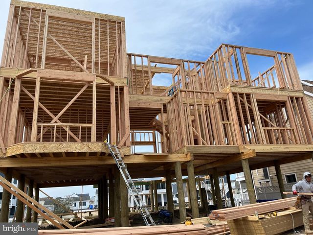 1856 MILL CREEK, Manahawkin, NJ 08050