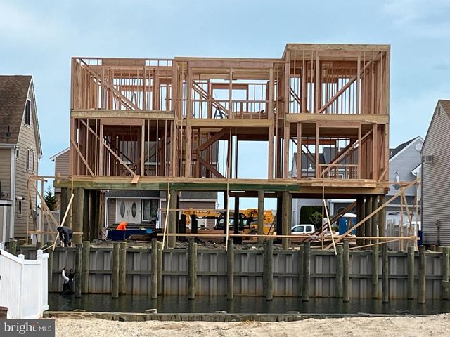 1856 MILL CREEK, Manahawkin, NJ 08050
