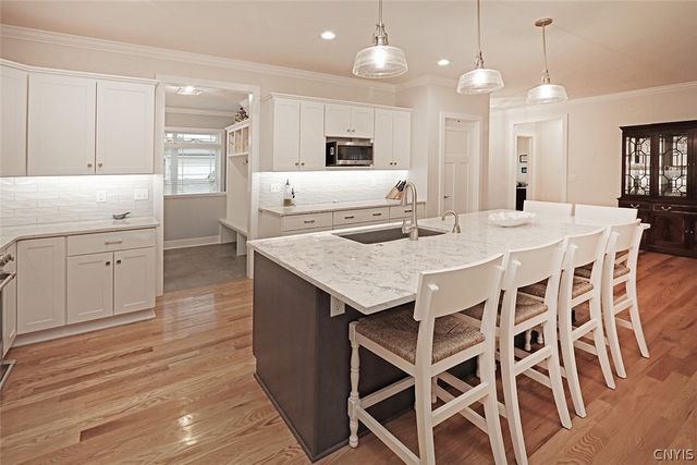 3036 Chillingham Way, Lysander, NY 13027