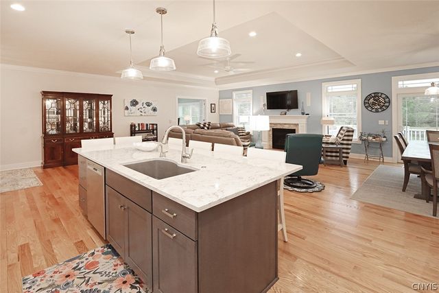 3036 Chillingham Way, Lysander, NY 13027