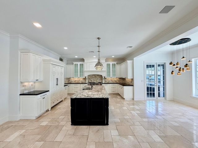 1744 SE 9th Street, Fort Lauderdale, FL 33316