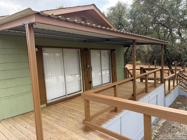 173 Water Oak, Canyon Lake, TX 78133