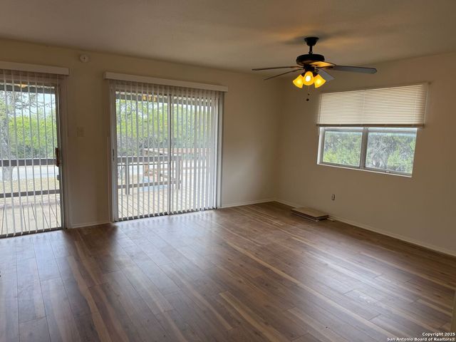 173 Water Oak, Canyon Lake, TX 78133