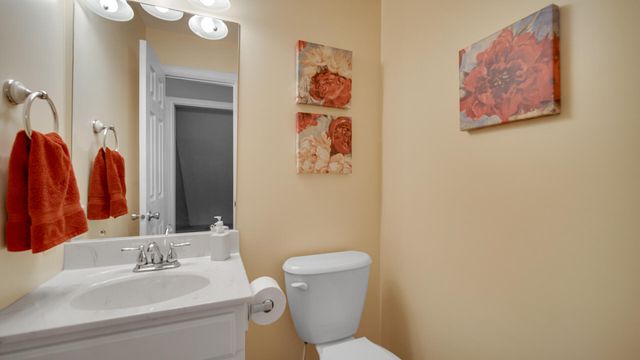 1437 Elm Court, Schererville, IN 46375