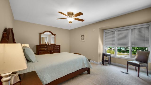 1437 Elm Court, Schererville, IN 46375