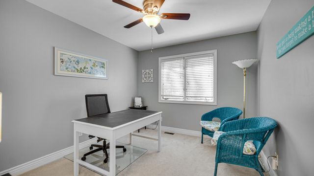 1437 Elm Court, Schererville, IN 46375