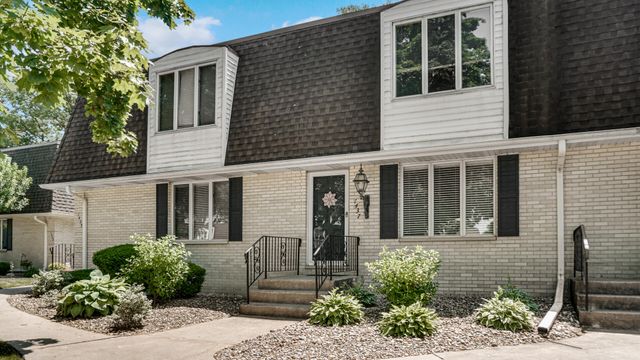 1437 Elm Court, Schererville, IN 46375