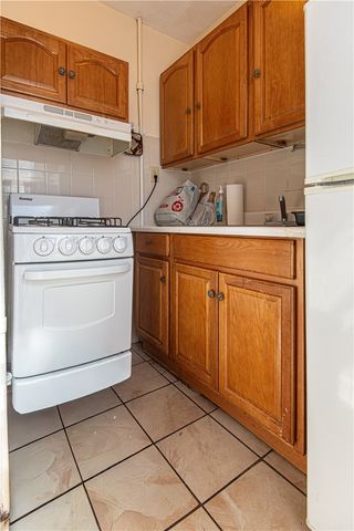 34 Tweed Street, Pawtucket, RI 02861