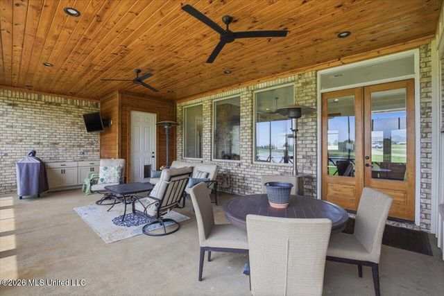 109 Hannalea Place, Flora, MS 39071