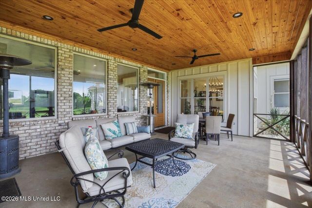 109 Hannalea Place, Flora, MS 39071