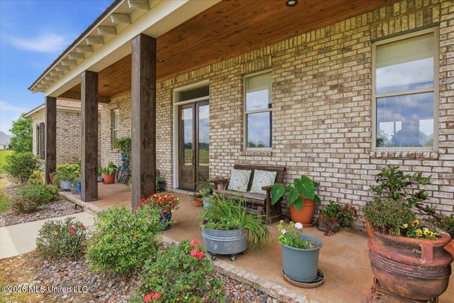 109 Hannalea Place, Flora, MS 39071