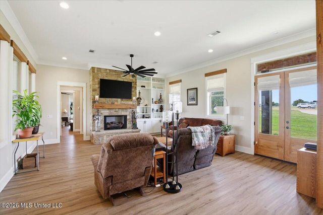 109 Hannalea Place, Flora, MS 39071