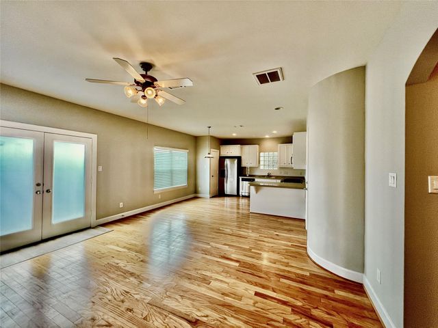 3731 Main Poplar Drive, Houston, TX 77025