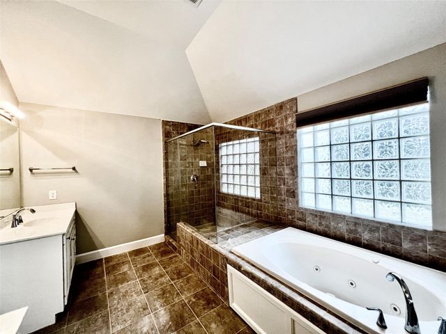 3731 Main Poplar Drive, Houston, TX 77025