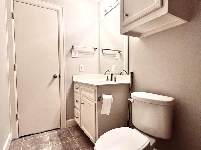 3731 Main Poplar Drive, Houston, TX 77025