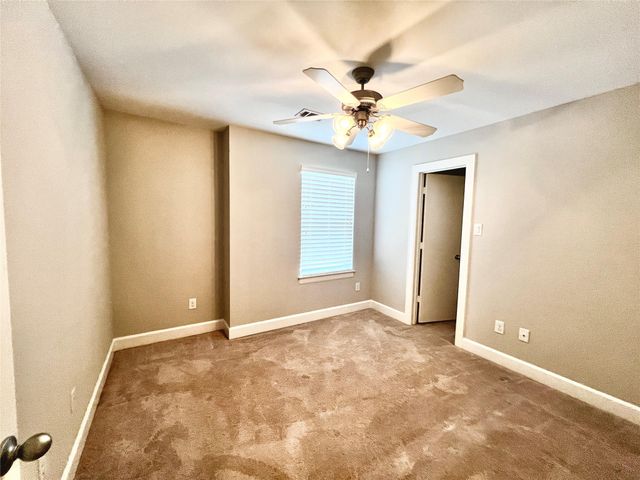 3731 Main Poplar Drive, Houston, TX 77025